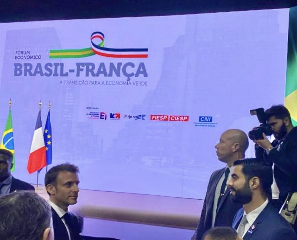 CIMEL meeting the French President during the Business Forum.